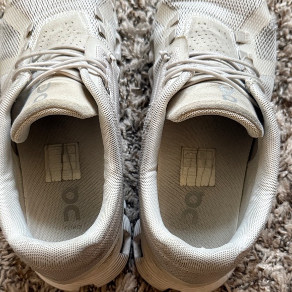 On Running Cloud Sneakers in Light Beige - Picture 6 of 9